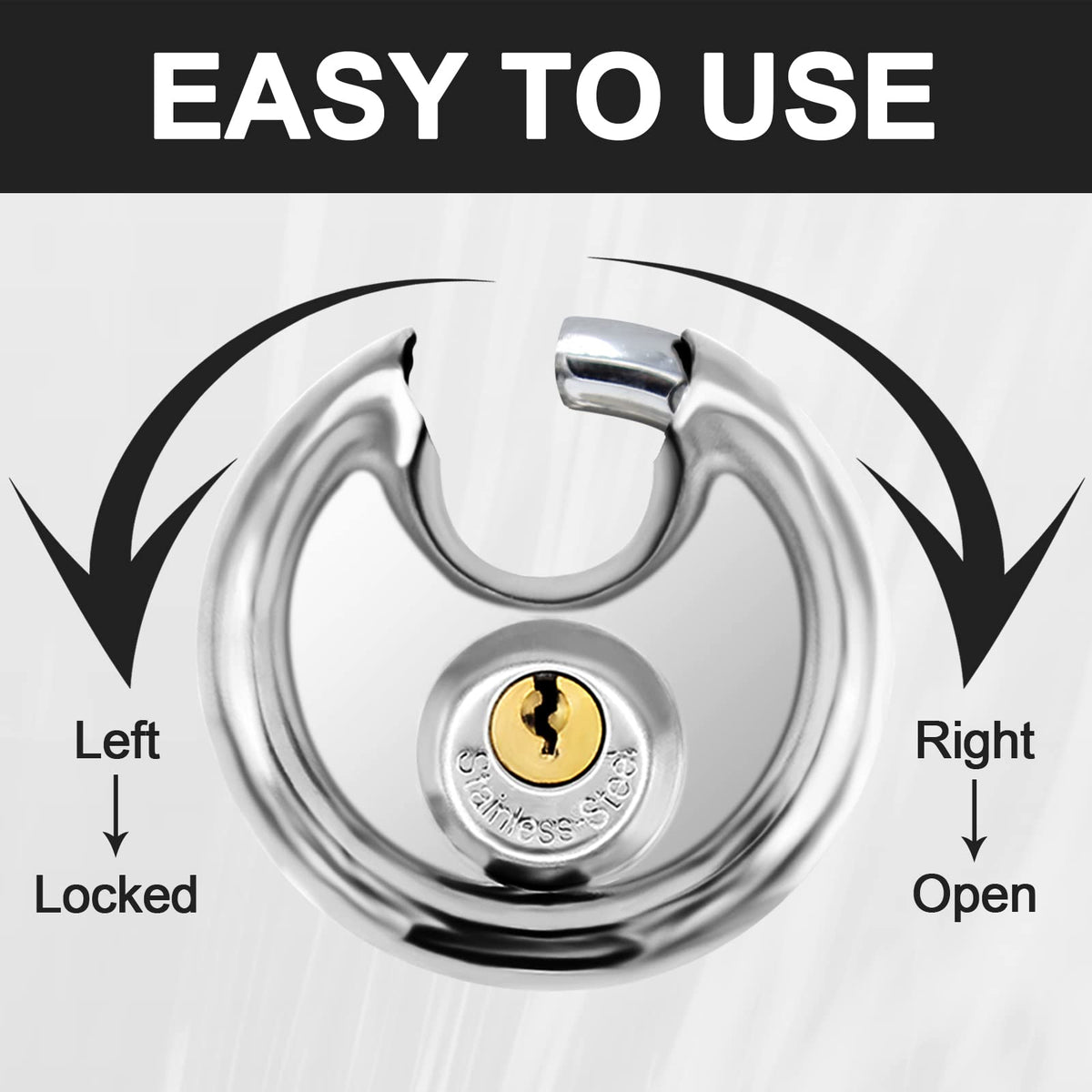 Outdoor-ready padlock on a gate for durable outdoor use.