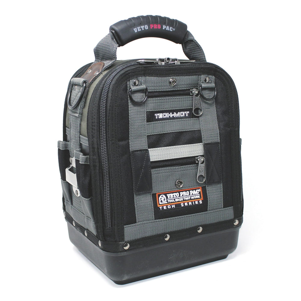 Veto Pro Pac Tech-MCT tape clip on the bag for quick tape access
