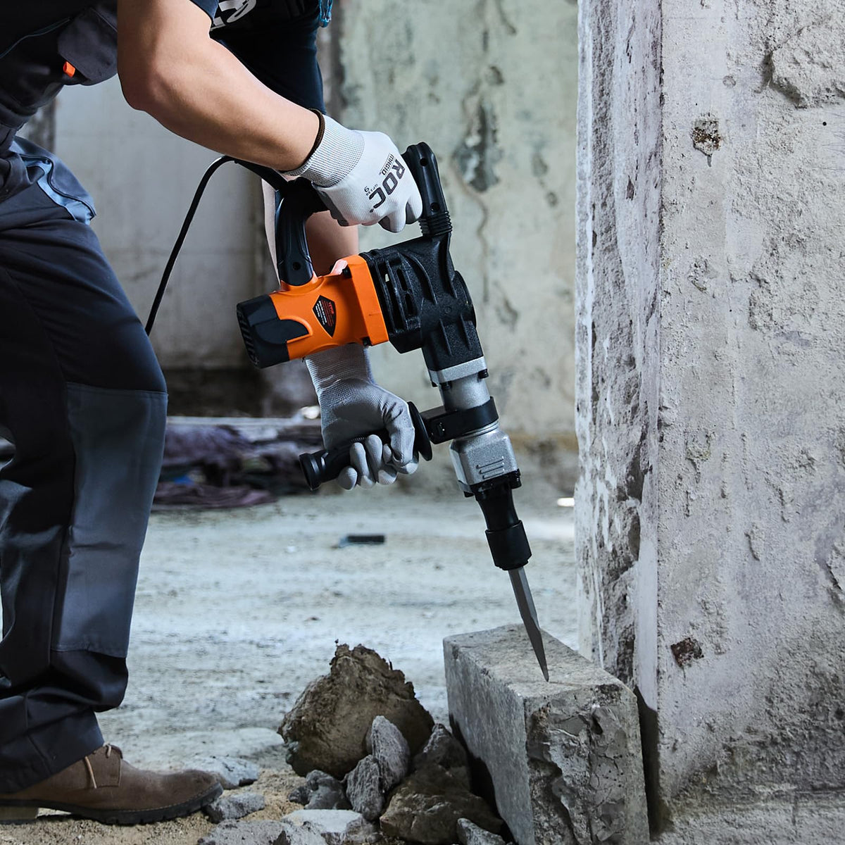 VEVOR Demolition Jack Hammer point chisel included for targeted demolition