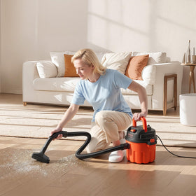 VEVOR dry vacuum cleaner in-use car interior demonstrates mobile cleaning