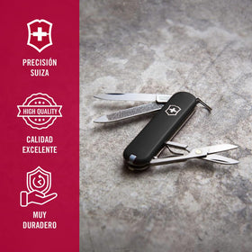 Victorinox Classic SD compact 58 mm knife, lightweight and durable