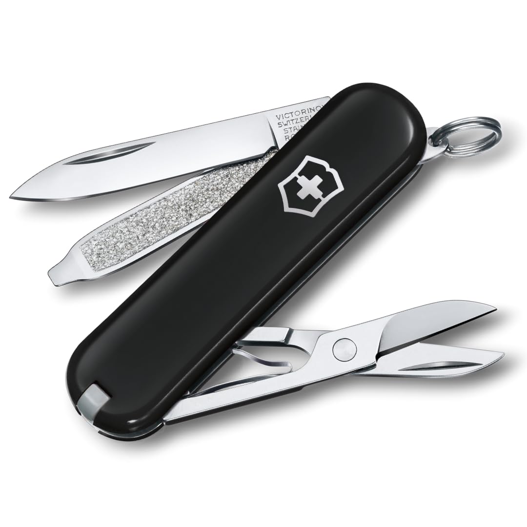 Victorinox Classic SD 58 mm knife closed for everyday carry on a keyring