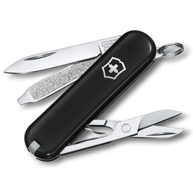 Victorinox Classic SD 58 mm knife closed for everyday carry on a keyring
