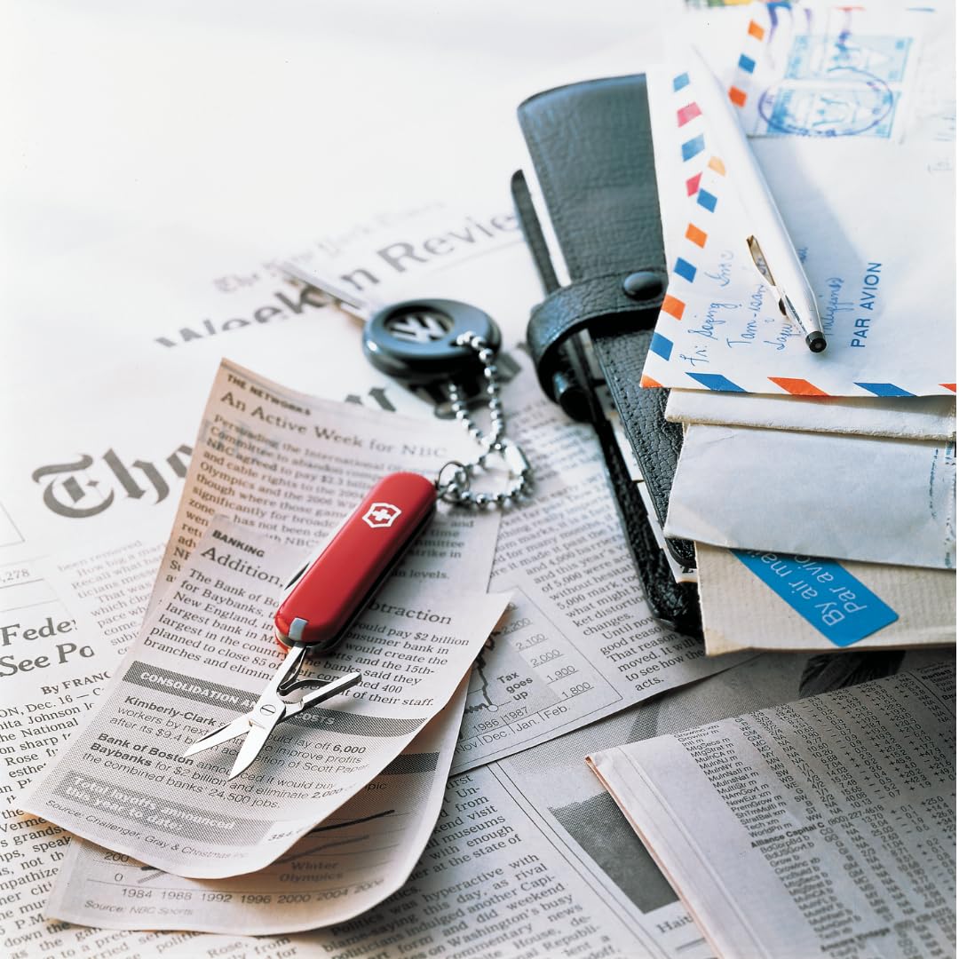 Victorinox Classic SD red small blade in use for quick tasks