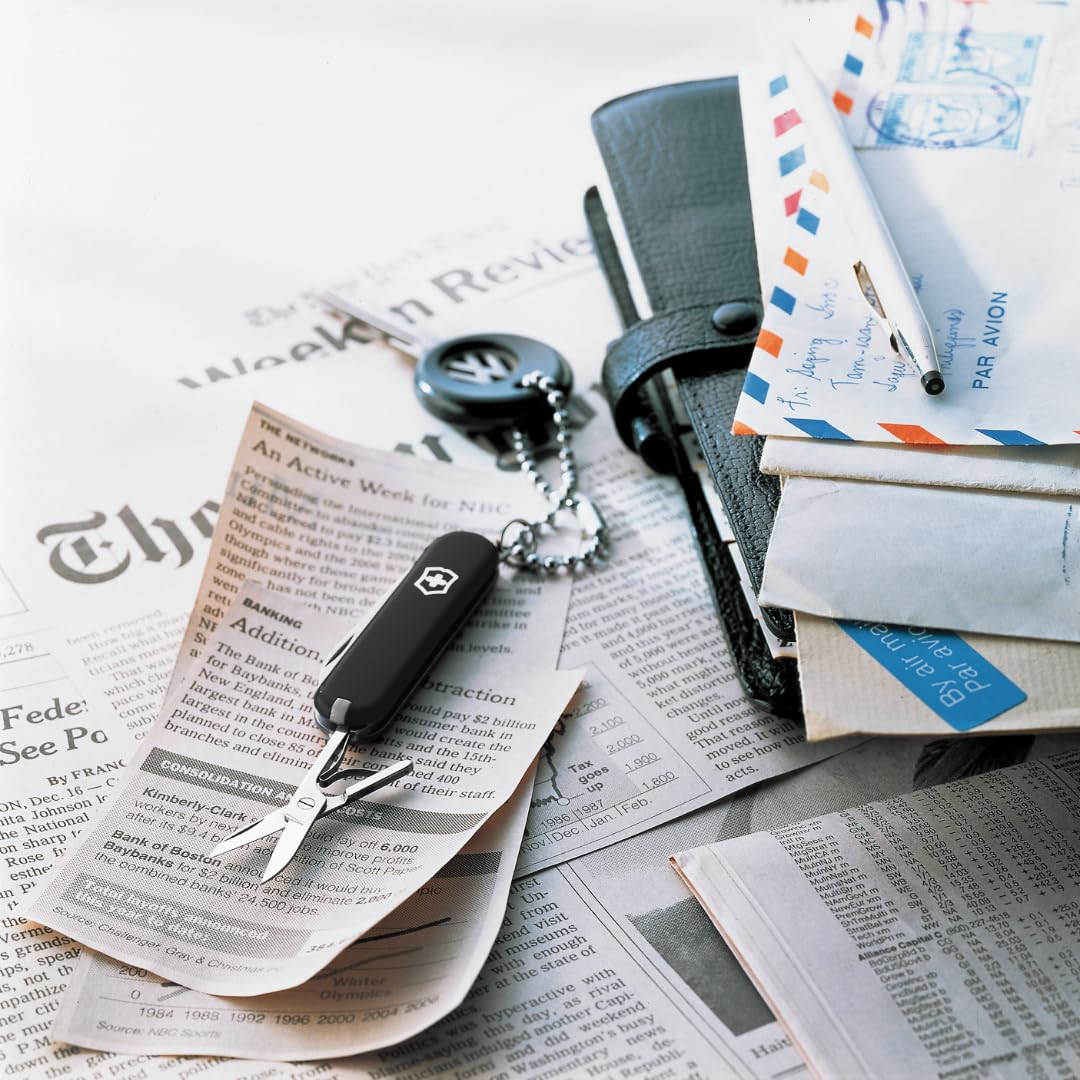 Victorinox Classic SD small blade visible for precise cuts on the go