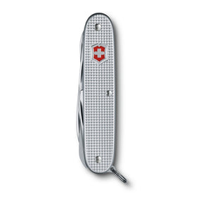 Victorinox Farmer X Alox wood saw enables rough woodwork and pruning.