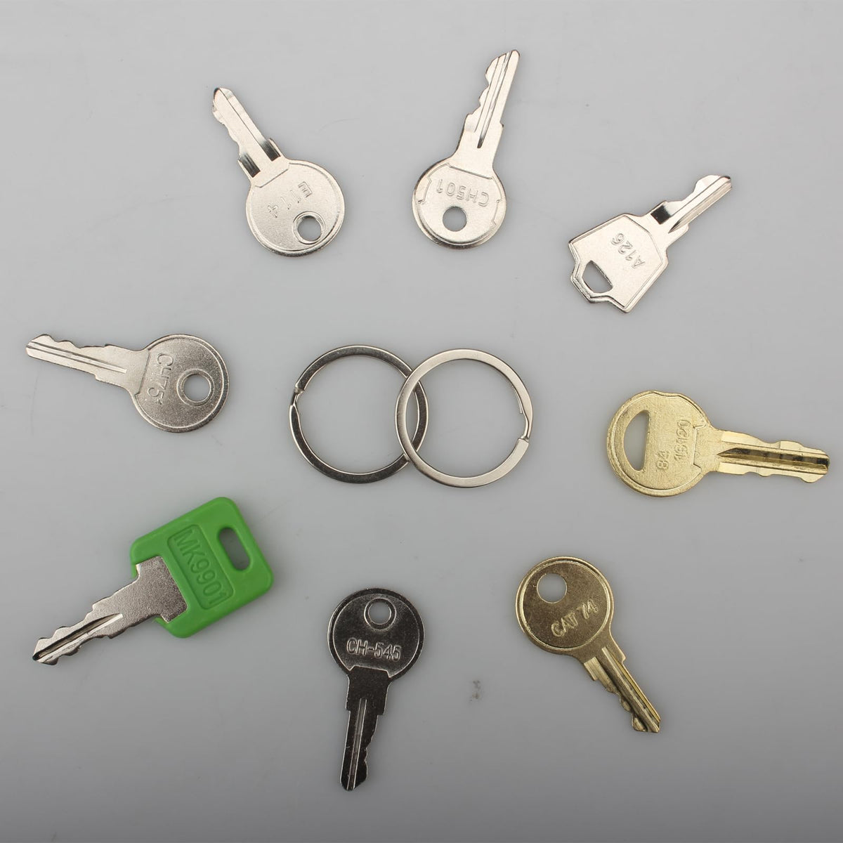 VIDABTE CH545 key for truck and RV toolbox testing with clear identification.