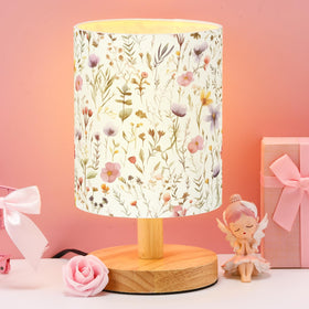 VIHOSE Wildflower linen shade closeup highlights soft, warm illumination.