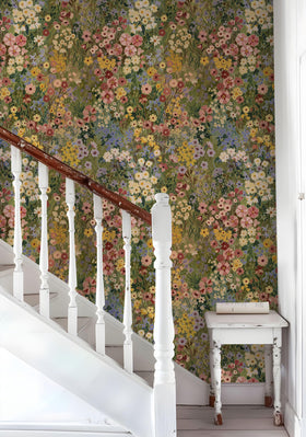 Vintique Floral wallpaper waterproof vinyl designed for daily wear in moist spaces.