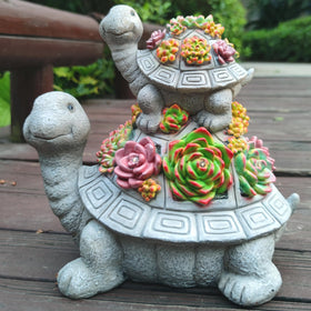 VIOYOUNS 10x6.9x10 inch turtle statue creates eye-catching focal points.