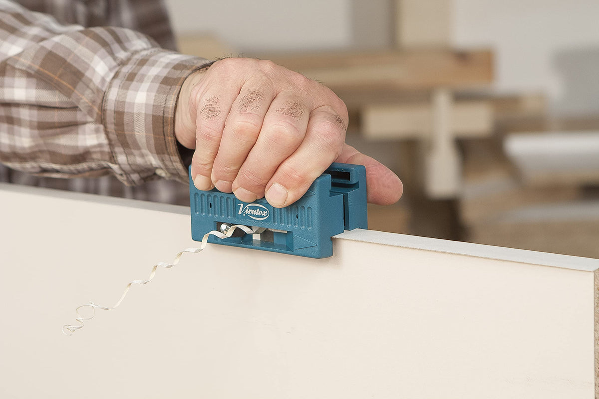 Virutex AU93 edge banding trimmer side view highlights dual-edge design