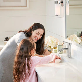 VOTON chrome faucet finish resists fingerprints, keeping vanity clean and polished.