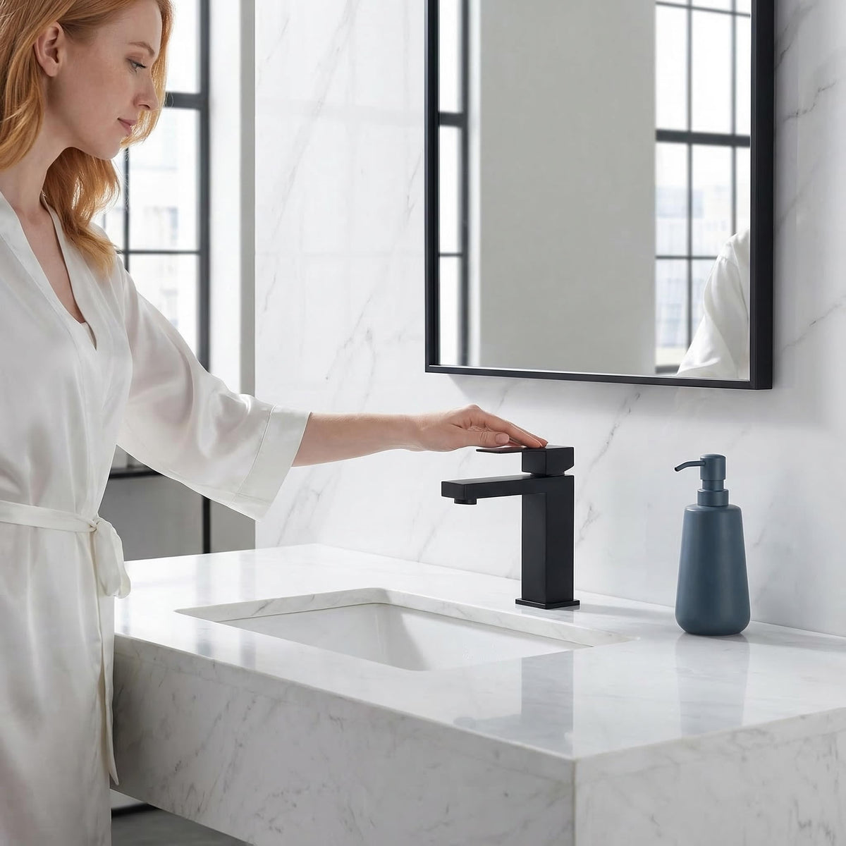 VSUNHOO single-hole deck mount is DIY-friendly and fits standard vanity setups.