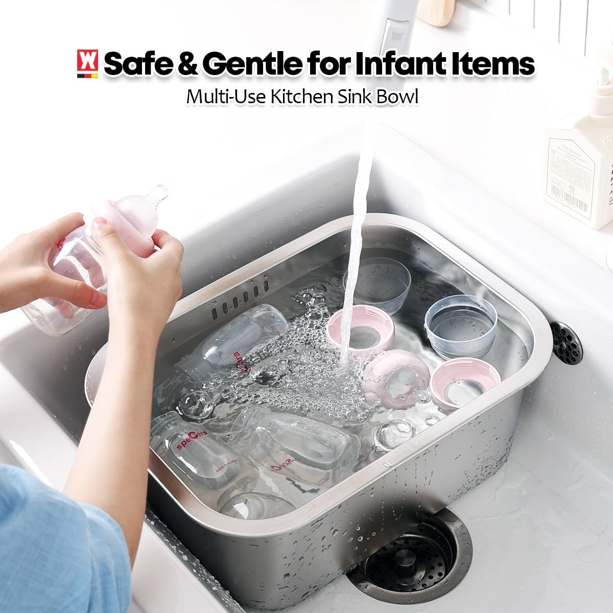 WAGENSTEIGER camping-ready dishpan for outdoor cleaning and meal prep.