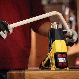Wagner FURNO 500 glass protector nozzle shields surfaces during heating.
