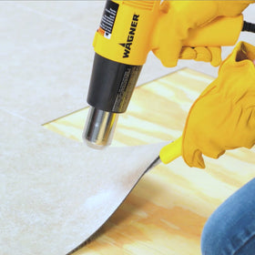Wagner HT1000 integrated stand for safe hands-free operation