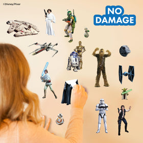 Wall Palz Star Wars Millennium Falcon decal for adventurous wall display