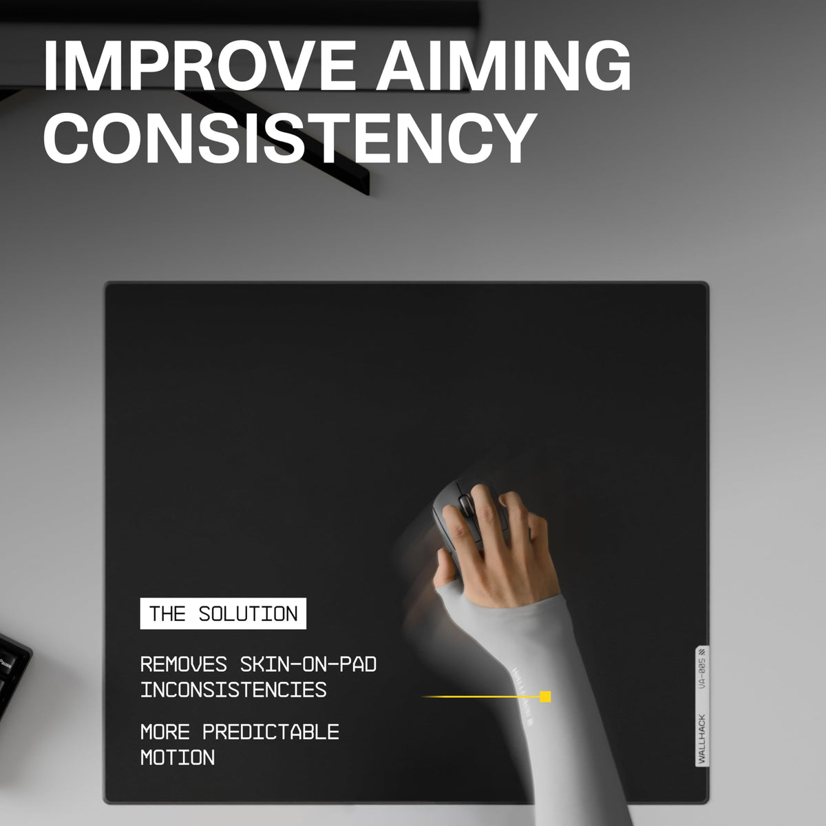 Wallhack Gaming Pro Sleeve palm-cover design supports steady motion on desk or mat.
