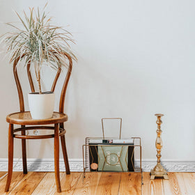 WAPANE easy-clean border preserves color and finish with minimal effort.