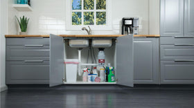 Waste King L-1001 removable splashguard for easy cleaning