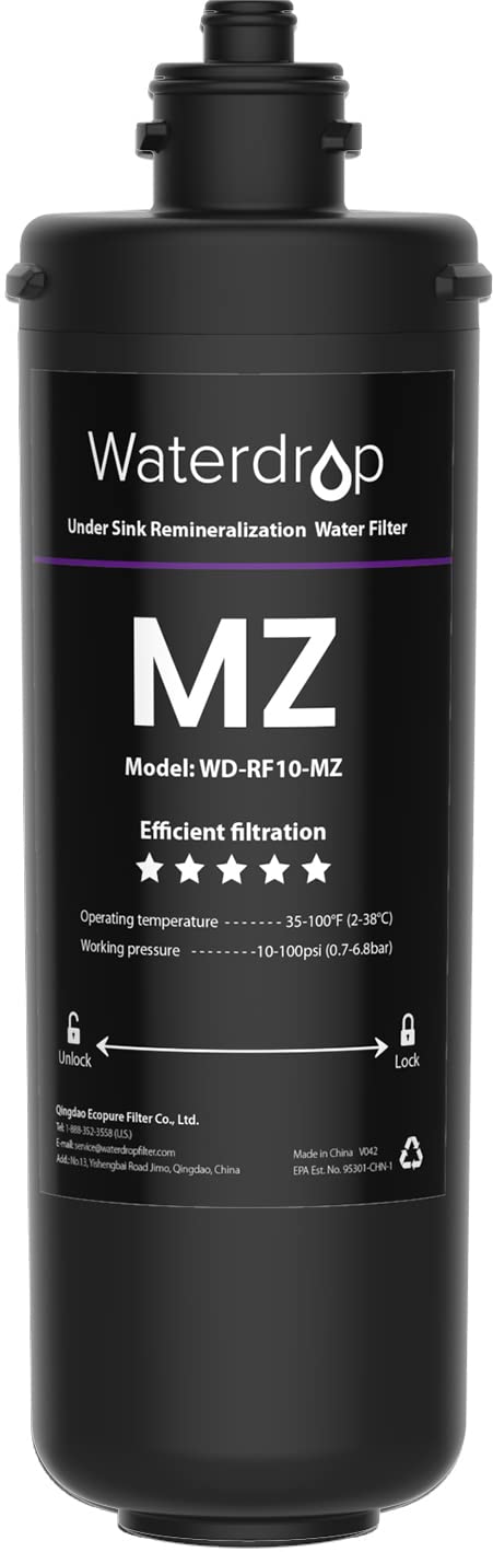 Waterdrop RF10-MZ remineralization filter pour shows mineral-rich water for better taste