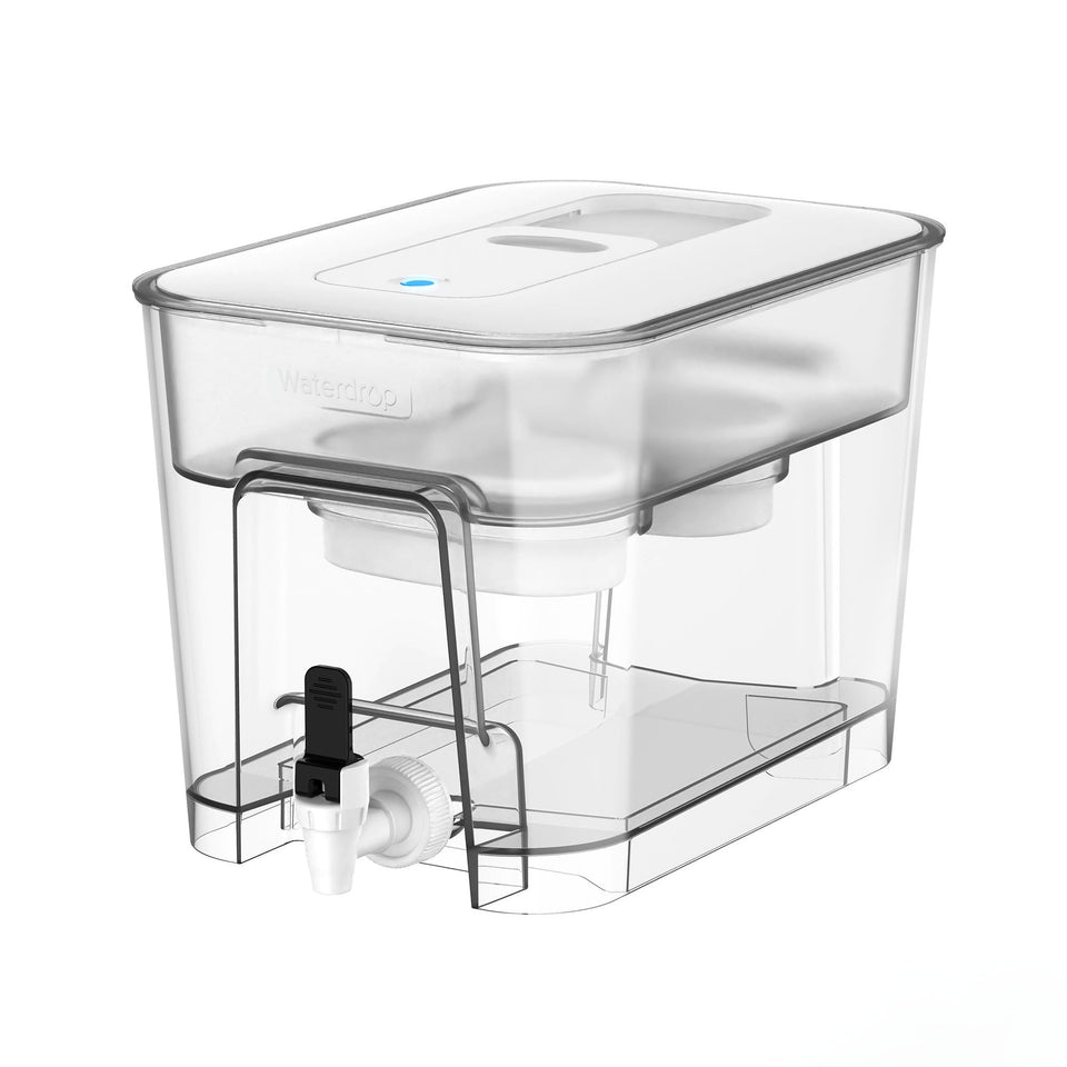 Waterdrop WFD-22L-DF top view showing large 40-cup capacity for family hydration