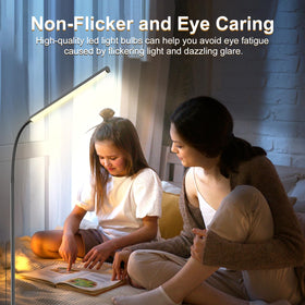 WEDEESUN floor lamp 360 gooseneck in action for flexible lighting.