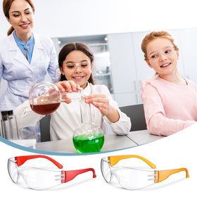 Weewooday anti-fog and anti-scratch goggles keep visibility in wet environments