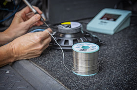 Reduced splash feature visible during soldering with Weller WSW.