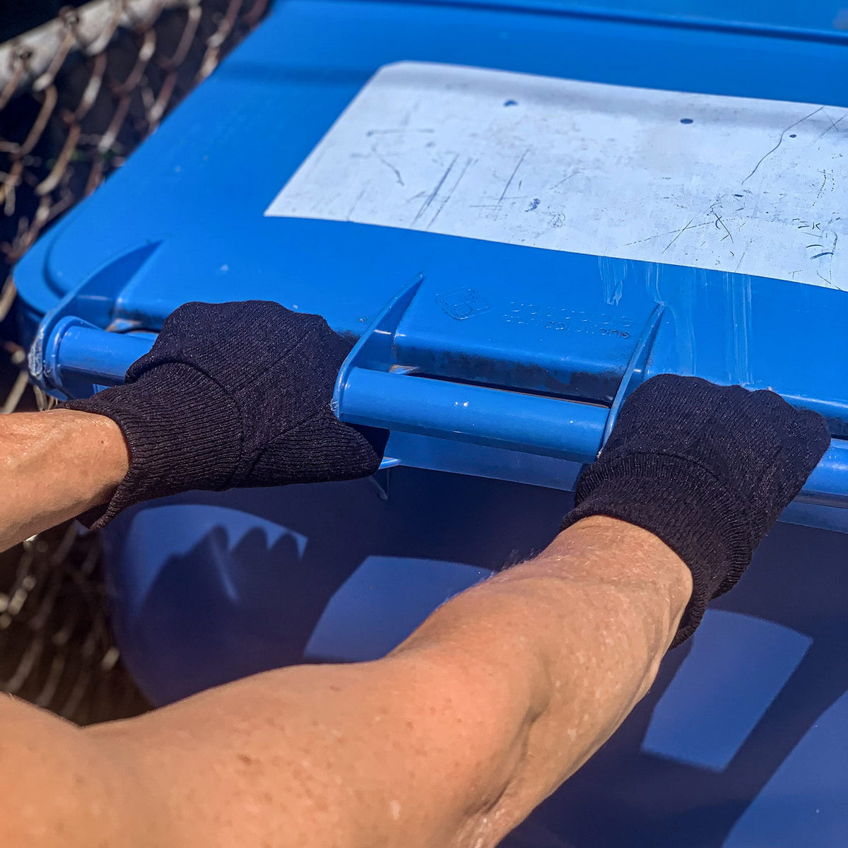 Wells Lamont polycotton jersey gloves offer breathable comfort