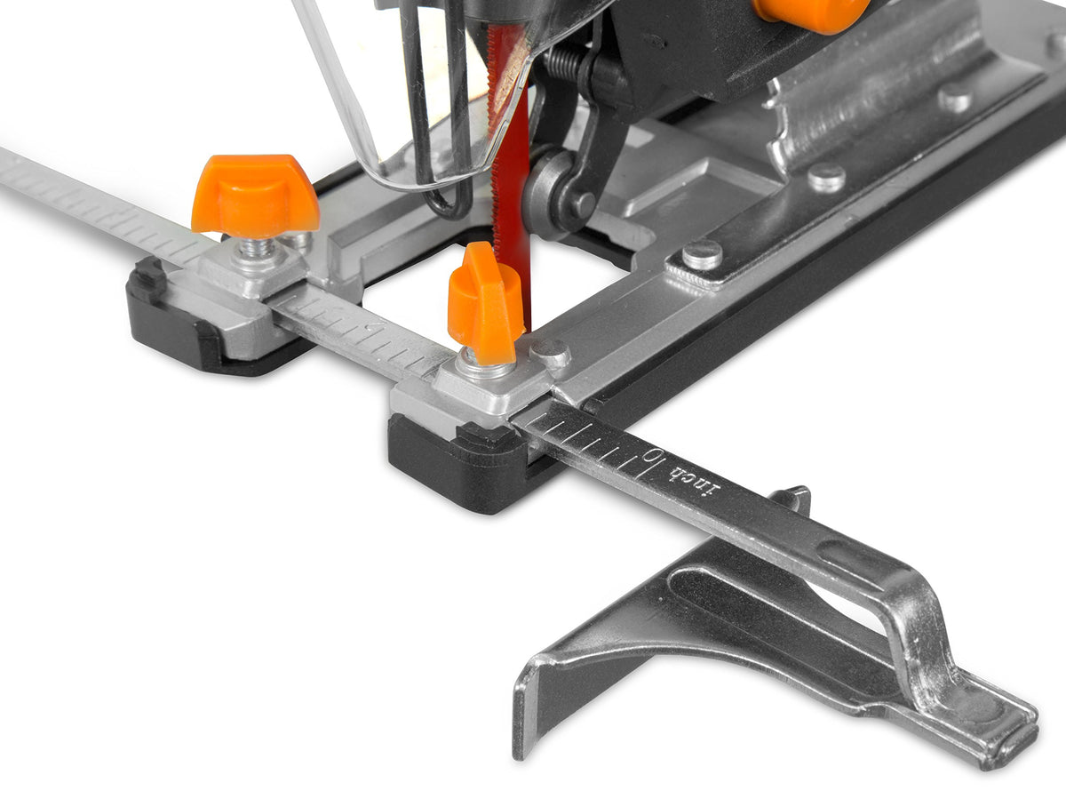 WEN 33606 front dust port supports a cleaner workspace