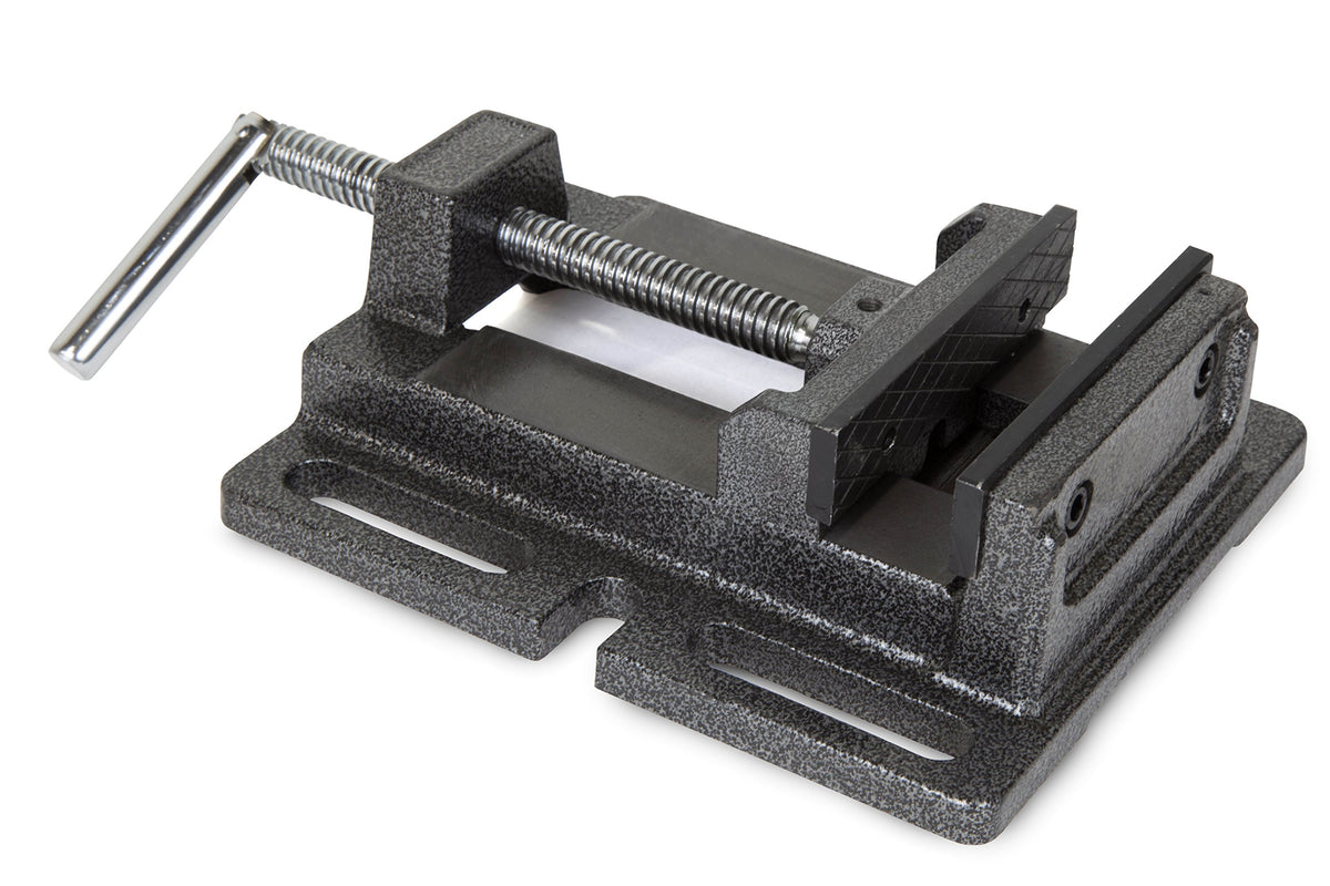 WEN DPA424 jaws demonstrate 4-inch opening for firm workpiece grip.