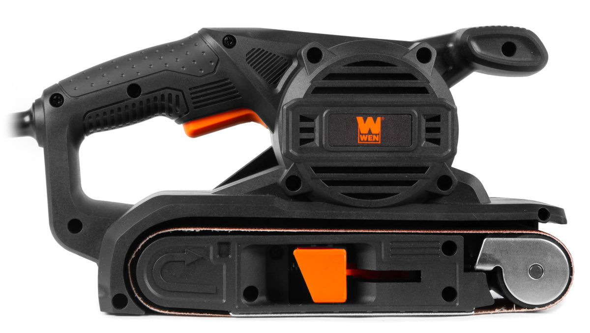 WEN HB321V in use on wood yields smooth edges with 80-grit belt.