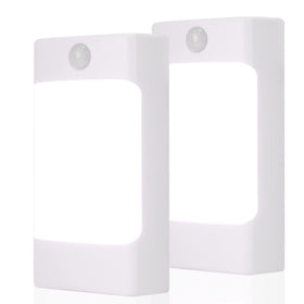 Wennyn 4-in-1 LED night light front view for compact hallway lighting