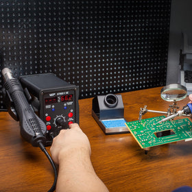 WEP 8786D-I-SE desoldering pump in use for quick component removal