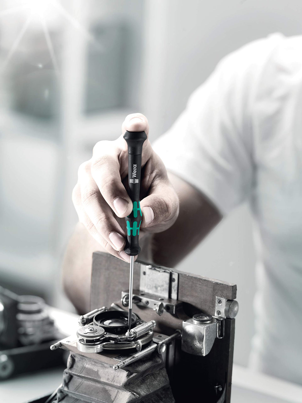 Wera Kraftform Micro slim fast-turning zone speeds screwdriving in tight spaces.