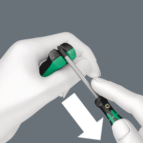 Wera 9500 Magnetiser SB 48 mm close-up reveals ready magnetized tip