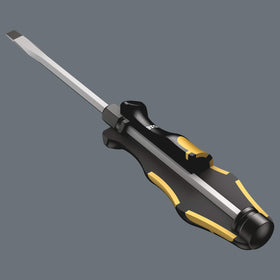 Wera Kraftform Plus 932 A made in Costa Rica showcasing durable craftsmanship