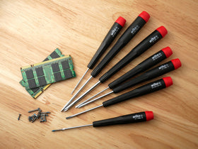 Wiha compact precision set for electronics and fine assembly tasks