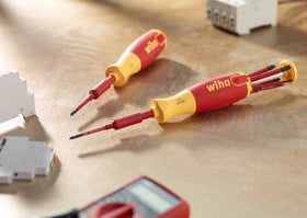 Wiha 28393 Slotted 5.5 SlimLine blade for snug fits in panels.