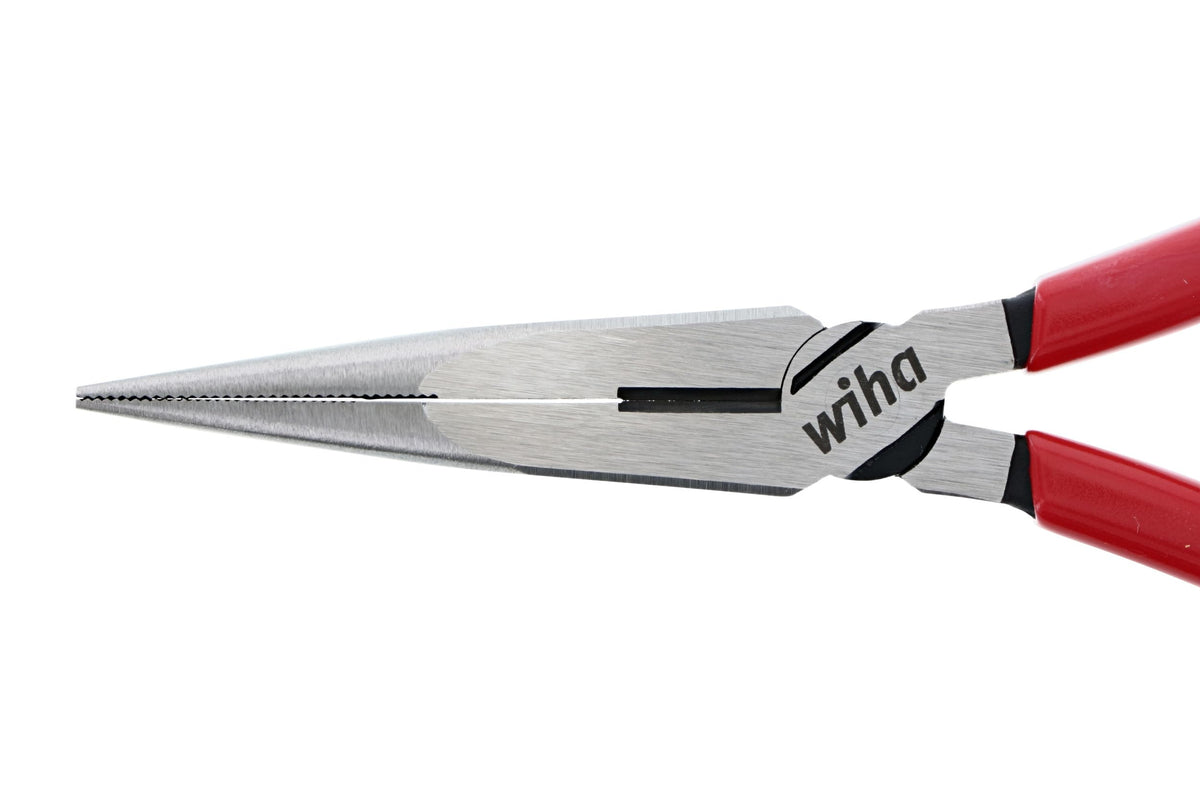 Wiha 32621 induction hardened cutting edges provide long-lasting durability.