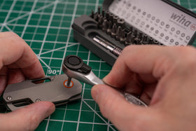 Wiha 74958 magnetic bit holder keeps bits secure.