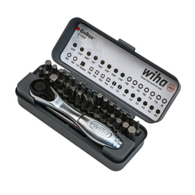 Wiha mini ratchet in action delivering smooth turning.