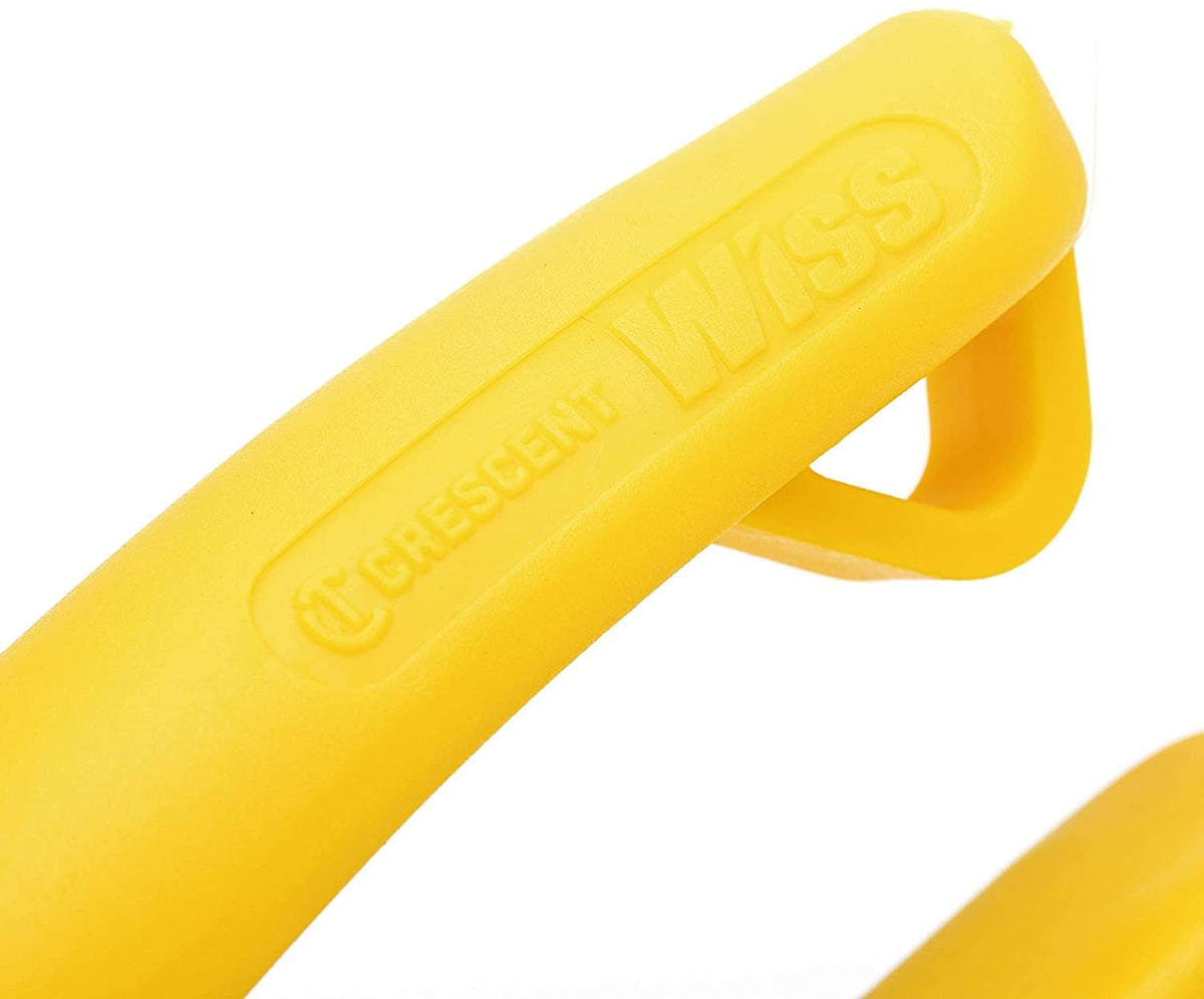 Wiss MetalMaster snips latch supports one-handed use for both hands