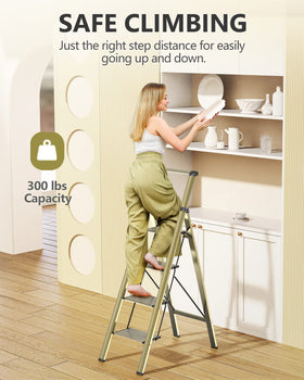 WOA WOA gold ladder with wide non-slip pedals for secure footing