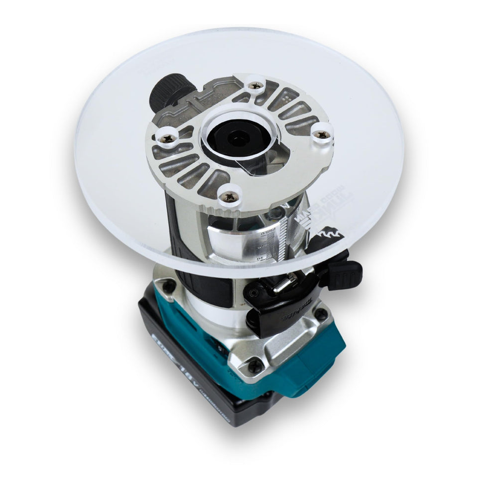 Wood Grain Junkie TrimFit Pro base plate for Makita RT0701C ensures precise routing.
