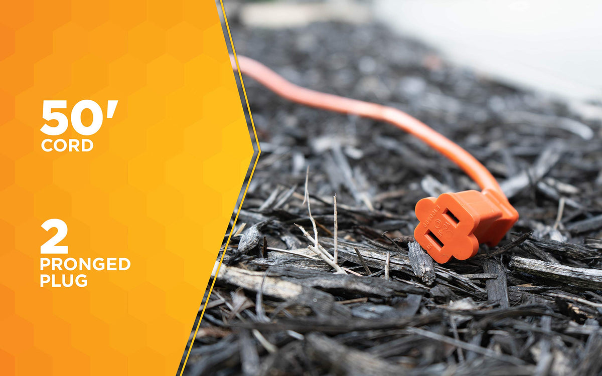 Woods cord with reinforced blades helps prevent plug bending during use.