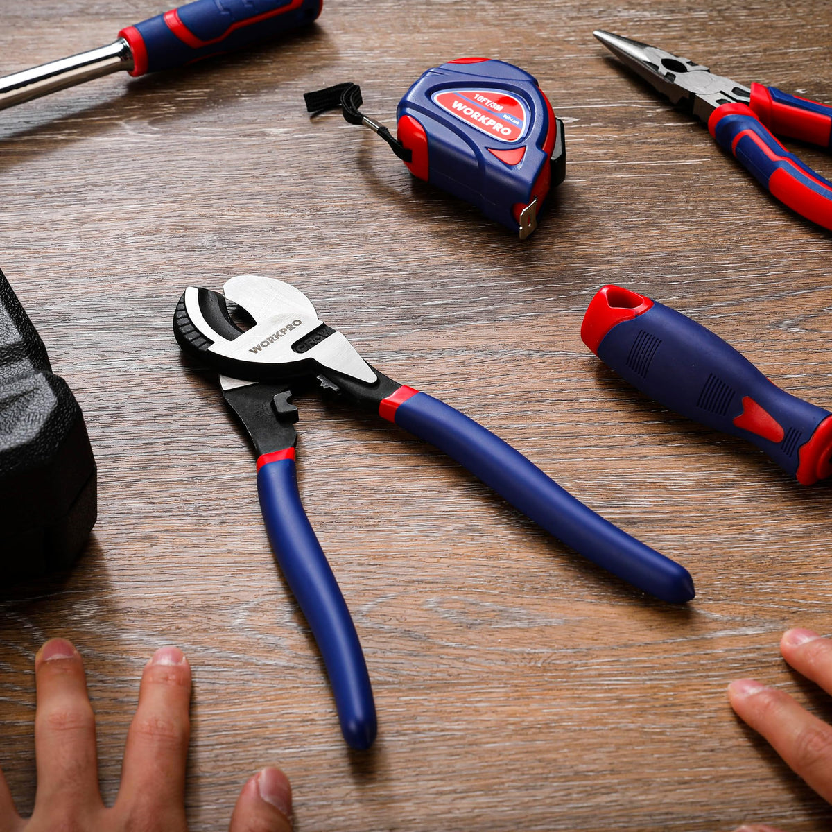 WORKPRO cable cutter ready for crimping and versatile cable tasks
