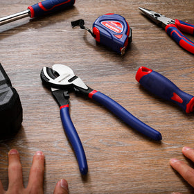 WORKPRO cable cutter ready for crimping and versatile cable tasks