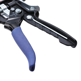 WORKPRO Caulking Gun ergonomic design for steady handling